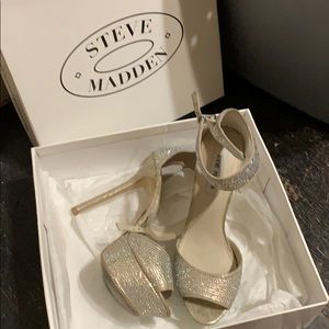 Steve Madden Cute heels 💕